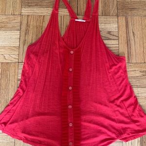 Lush tank with anchor buttons